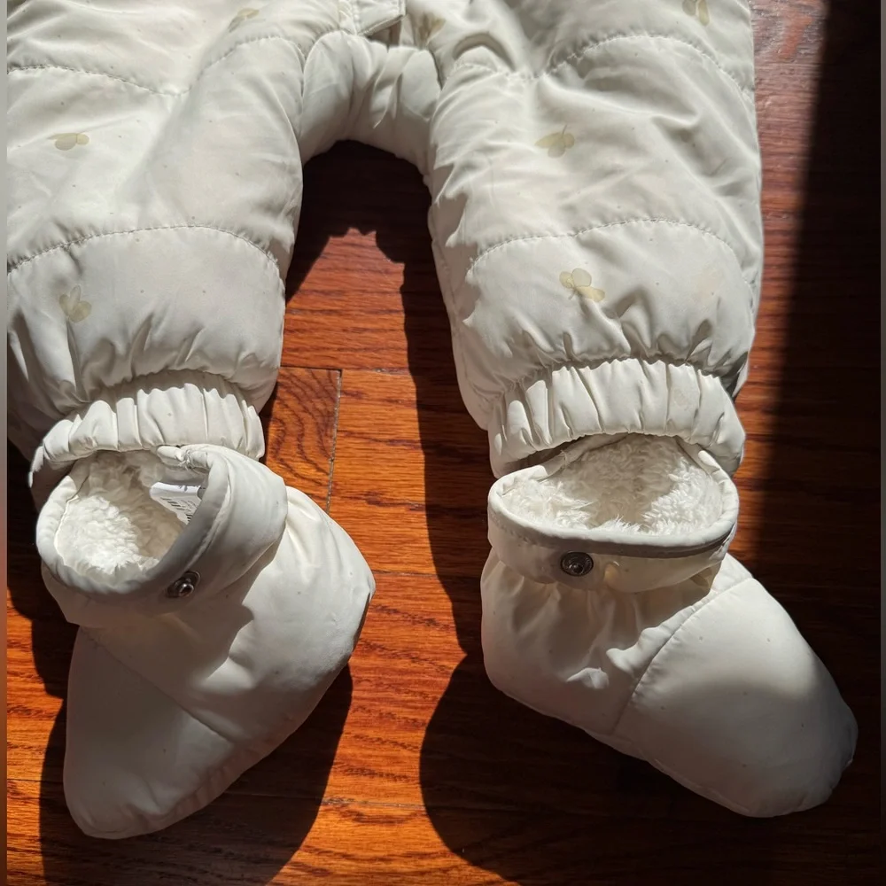 ZARA NYLON ROMPER WITH DETACHABLE MITTENS AND BOOTIES / Size 6-9 months